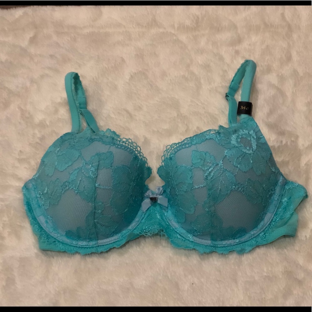 Victoria’s Secret BBV Lined Demi 34C